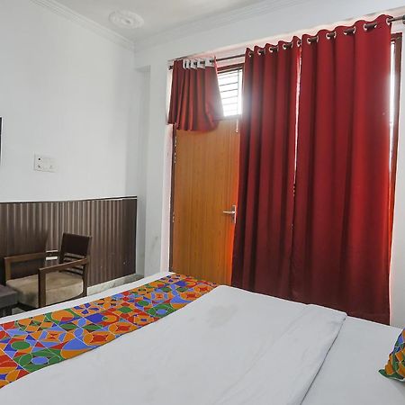 Fabexpress Samira Residency, Near Botanical Garden Hotel Noida Ngoại thất bức ảnh
