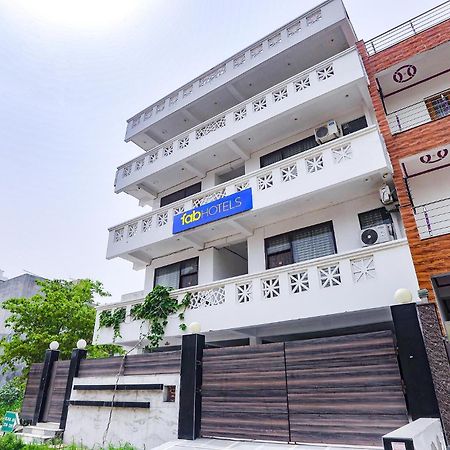 Fabexpress Samira Residency, Near Botanical Garden Hotel Noida Ngoại thất bức ảnh